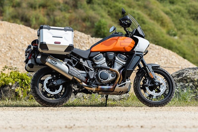 Slip-On Muffler by S&S Cycle