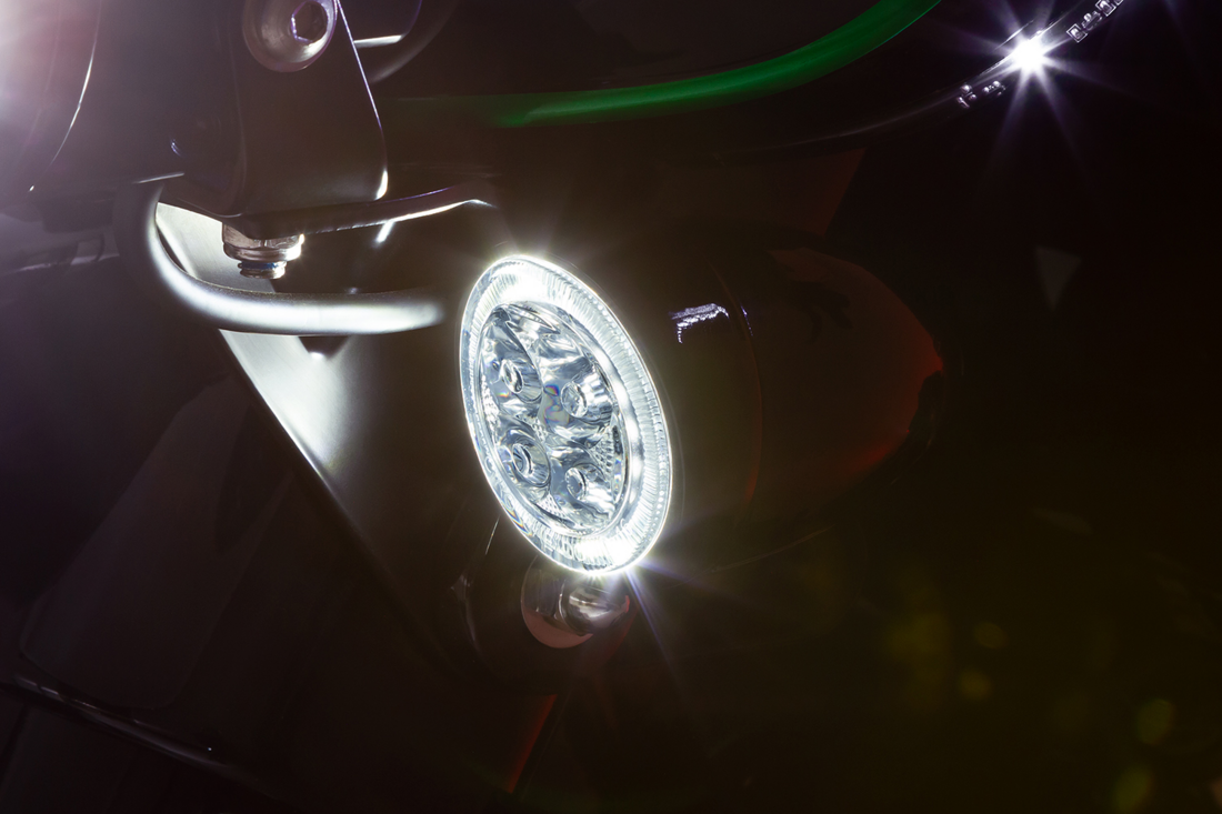 Fang® Front Turn Signal Light Inserts