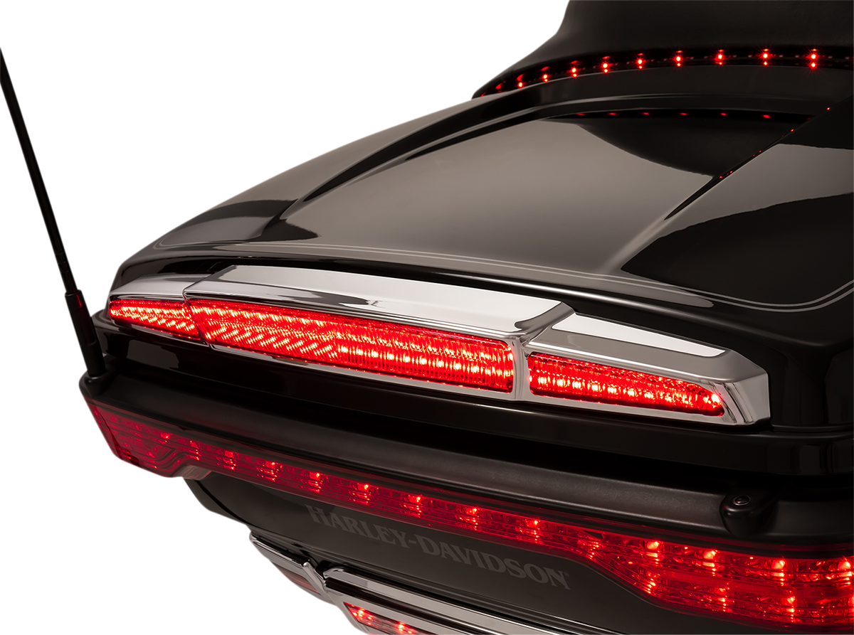 Streak Trunk Light with Lightstrike™ Technology