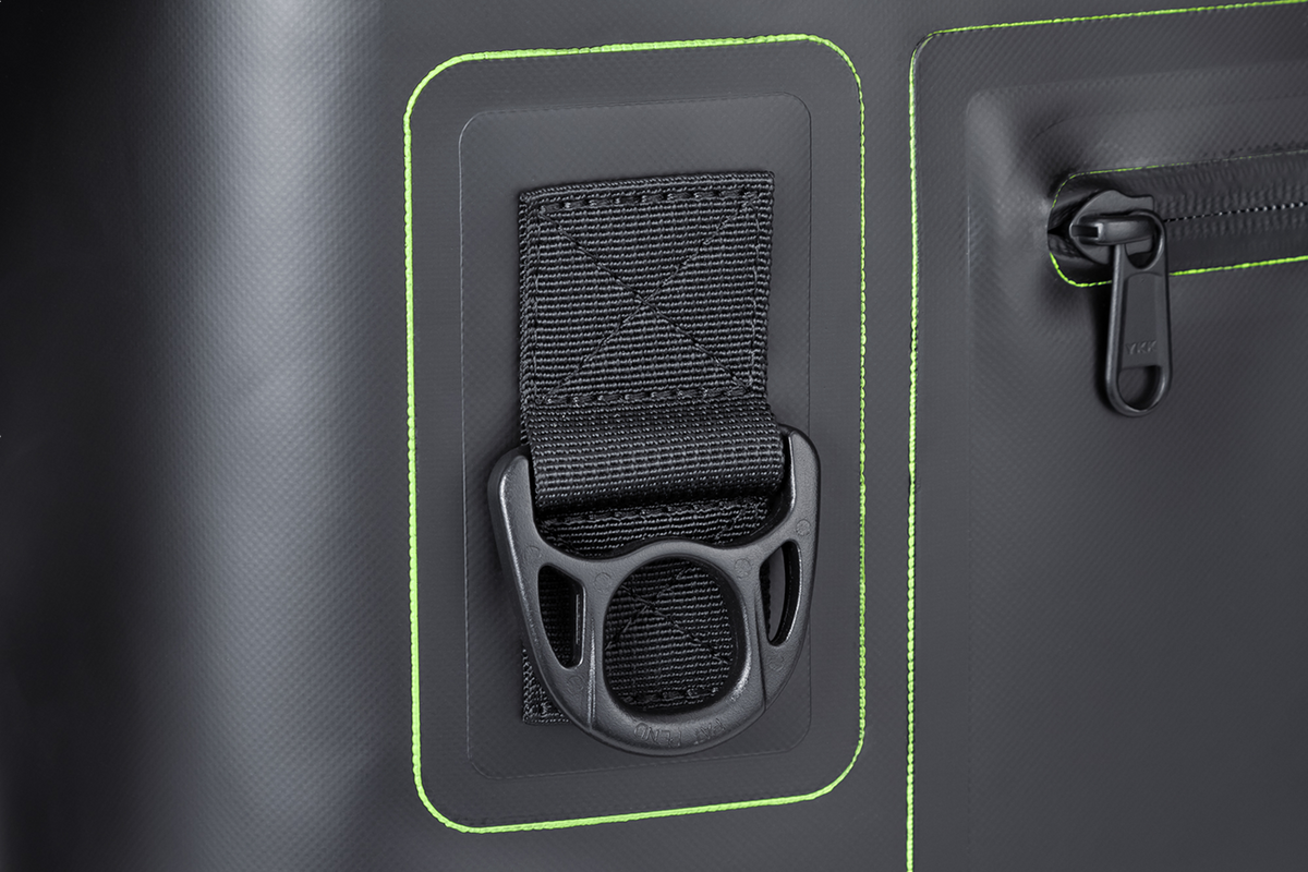 DRYFORCE® Quick Release Waterproof Cooler