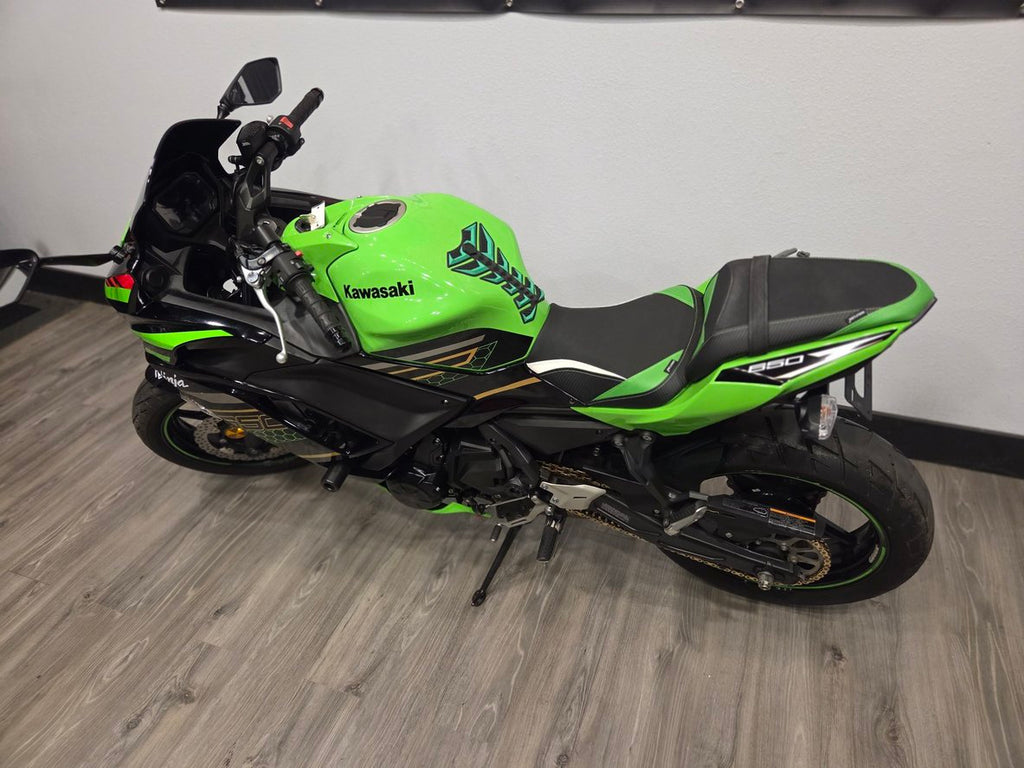 2020 Kawasaki Ninja 650 KRT Edition