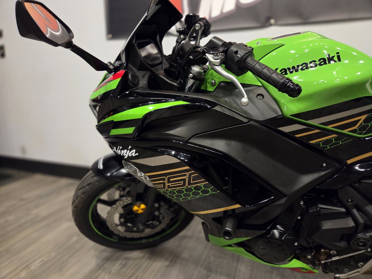 2020 Kawasaki Ninja 650 KRT Edition