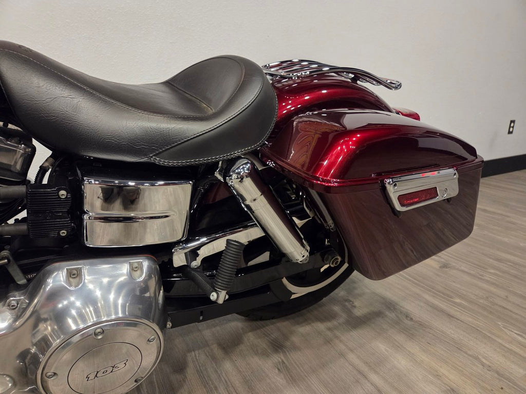 2015 Harley-Davidson FLD Switchback