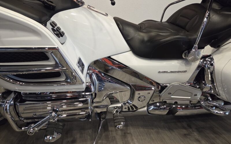 a0IUe-6rSSCb3xWD93m8tw