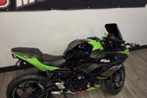 tT_sPKnnQhOOEUiTXUkglg