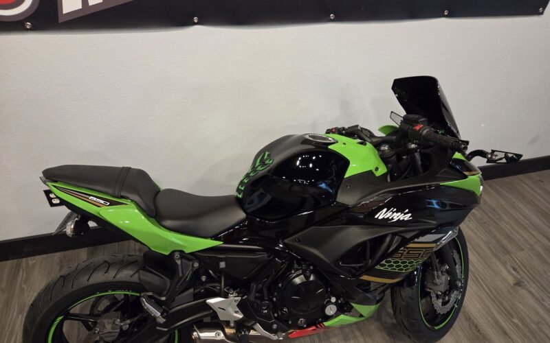 tT_sPKnnQhOOEUiTXUkglg